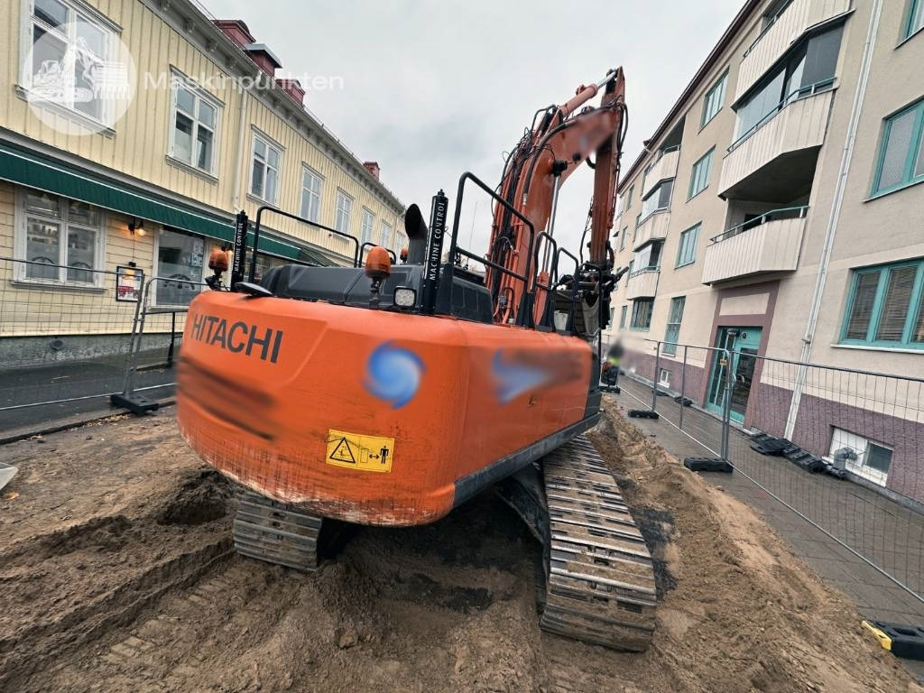 Hitachi ZX 250 LC N-6 - Máy xúc bánh xích: hình 5 Hitachi ZX 250 LC N-6 - Máy xúc bánh xích: hình 5