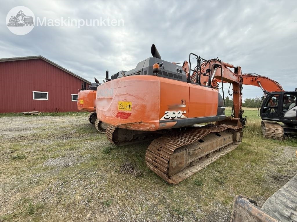 Hitachi ZX 300 LC-6 - Máy xúc bánh xích: hình 5 Hitachi ZX 300 LC-6 - Máy xúc bánh xích: hình 5