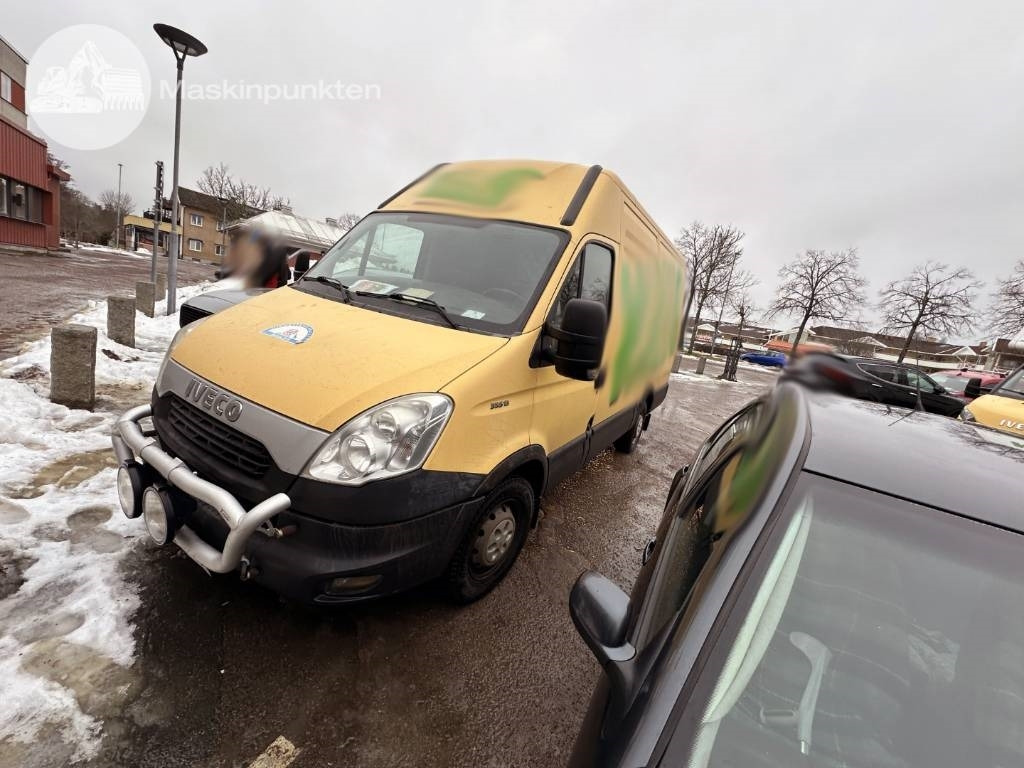 Iveco Daily 35 S13 V - Xe van chở hàng: hình 2 Iveco Daily 35 S13 V - Xe van chở hàng: hình 2