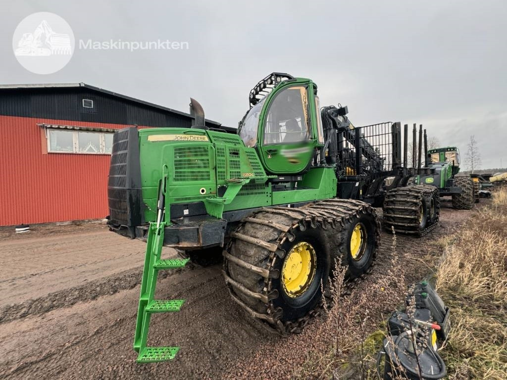 John Deere 1910 G - Máy chuyển tiếp: hình 3 John Deere 1910 G - Máy chuyển tiếp: hình 3