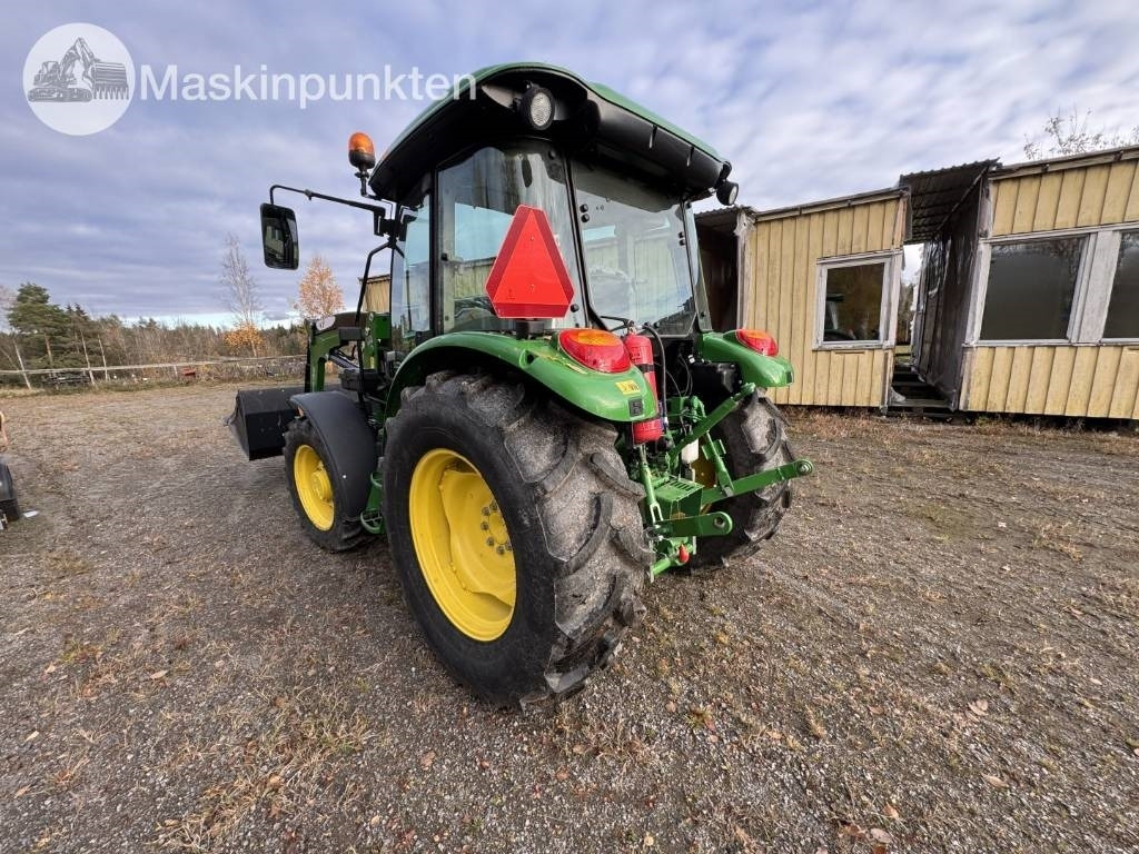 John Deere 5075 E - Máy cày: hình 2 John Deere 5075 E - Máy cày: hình 2