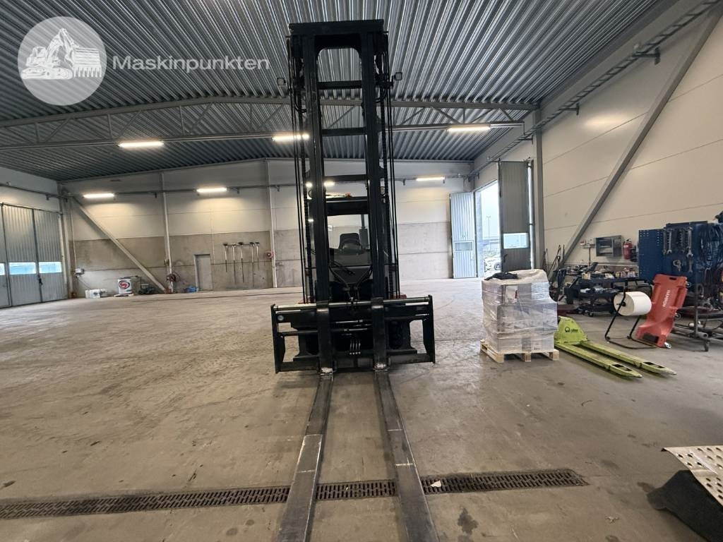 Kalmar DCE 80-6 - Xe nâng diesel: hình 3 Kalmar DCE 80-6 - Xe nâng diesel: hình 3