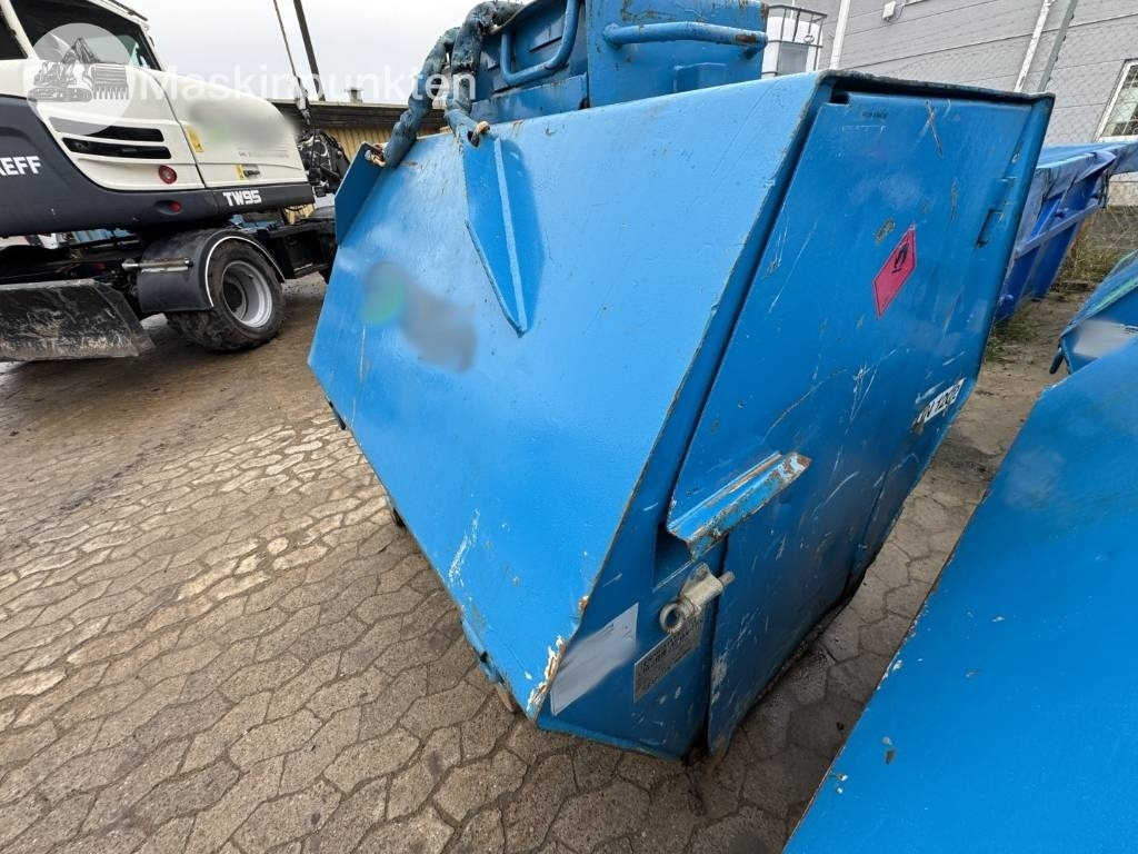 Komatsu PC 210 LC-11E0 - Máy xúc bánh xích: hình 5 Komatsu PC 210 LC-11E0 - Máy xúc bánh xích: hình 5