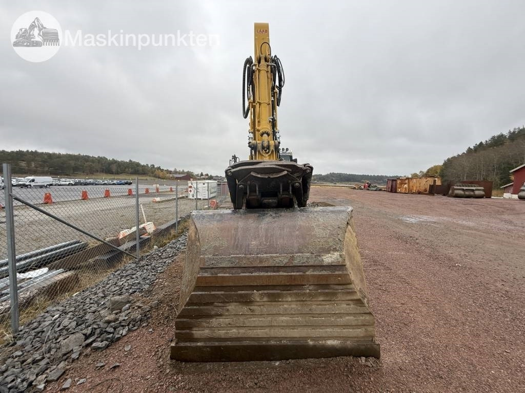 Komatsu PC 210 LC-11EO - Máy xúc bánh xích: hình 2 Komatsu PC 210 LC-11EO - Máy xúc bánh xích: hình 2