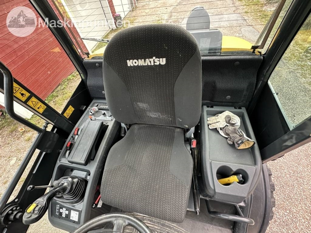 Máy xúc lật bánh lốp Komatsu WA 70 M-8: hình 16