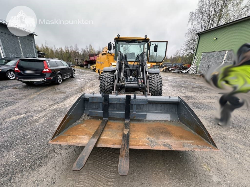 Lundberg 6200 LSE - Máy xúc lật bánh lốp: hình 2 Lundberg 6200 LSE - Máy xúc lật bánh lốp: hình 2