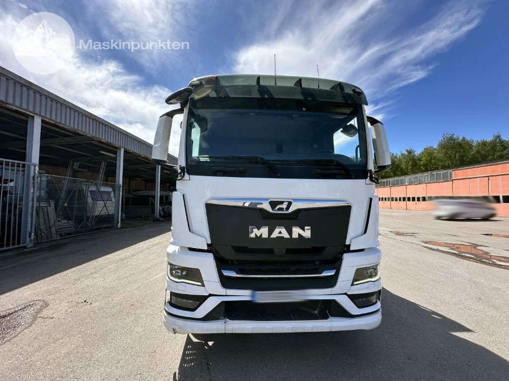 MAN TGS 26.400 - Xe ben: hình 2 MAN TGS 26.400 - Xe ben: hình 2