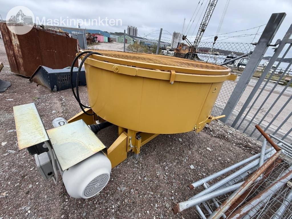 Mammut TM 200 Betongblandare - Máy trộn bê tông: hình 1 Mammut TM 200 Betongblandare - Máy trộn bê tông: hình 1