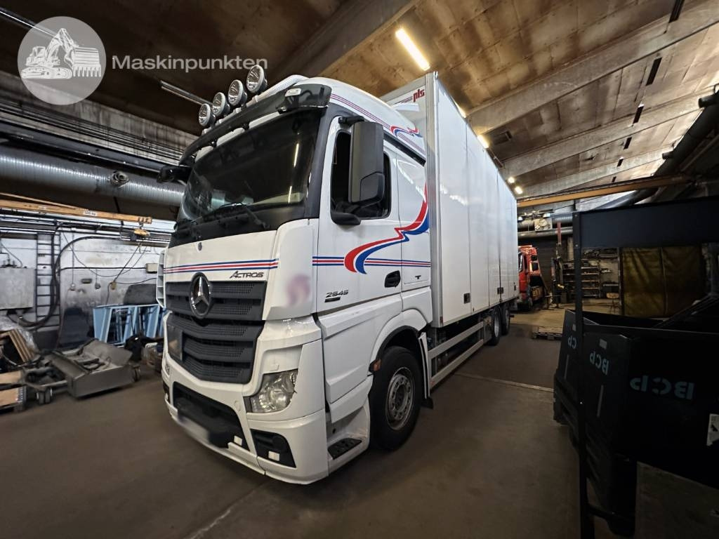 Mercedes-Benz Actros 2545 - Xe tải hộp: hình 1 Mercedes-Benz Actros 2545 - Xe tải hộp: hình 1