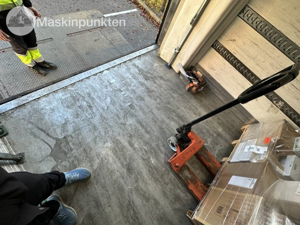 Xe tải đông lạnh Mercedes-Benz Antos 963-0 C: hình 21