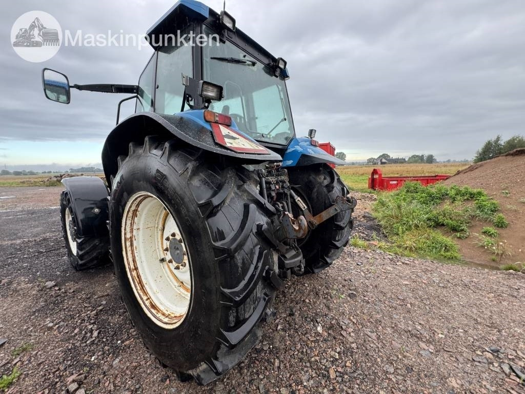 New Holland 8560 - Máy cày: hình 2 New Holland 8560 - Máy cày: hình 2