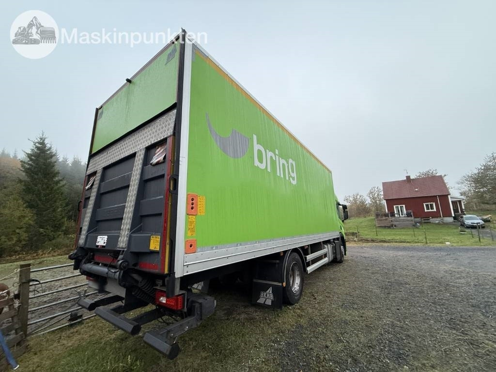 Scania P 320 - Xe tải hộp: hình 5 Scania P 320 - Xe tải hộp: hình 5