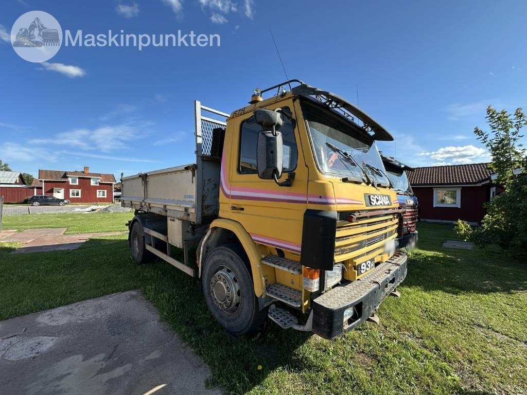 Scania P 93 HL - Xe ben: hình 3 Scania P 93 HL - Xe ben: hình 3
