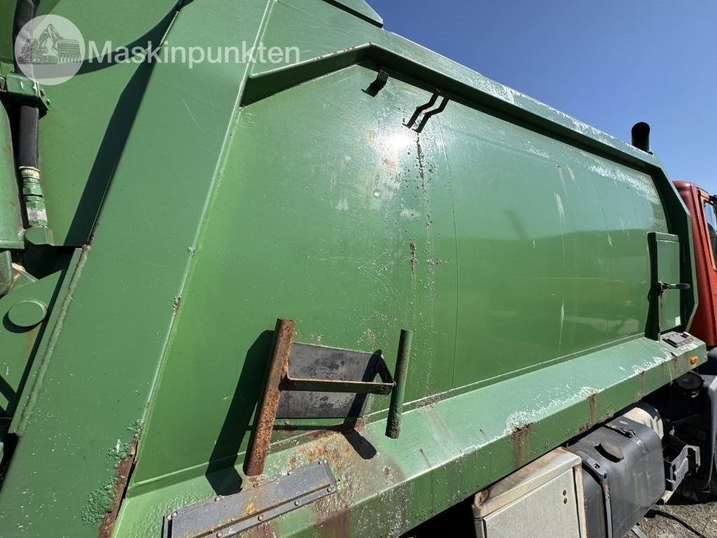 Xe tải chở rác Scania P 94 D: hình 44 Xe tải chở rác Scania P 94 D: hình 44