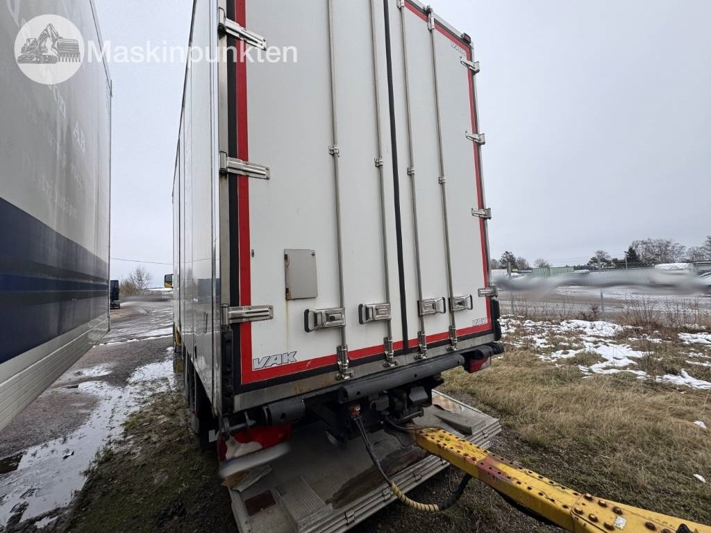 Scania R 124 - Xe tải hộp: hình 2 Scania R 124 - Xe tải hộp: hình 2