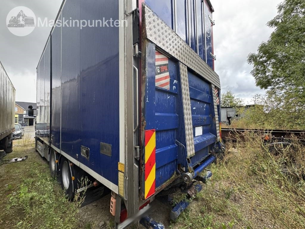 Scania R 420 LB - Xe tải hộp: hình 2 Scania R 420 LB - Xe tải hộp: hình 2