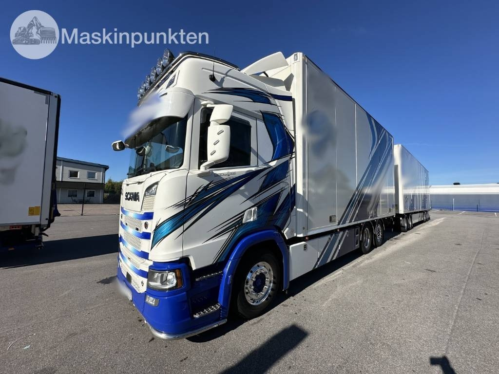 Scania R 520 - Xe tải hộp: hình 1 Scania R 520 - Xe tải hộp: hình 1