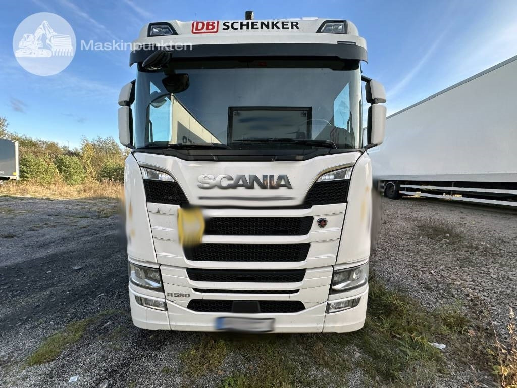 Scania R 580 - Xe tải hộp: hình 5 Scania R 580 - Xe tải hộp: hình 5