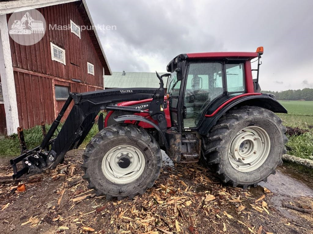 Valtra N 121 - Máy cày: hình 1 Valtra N 121 - Máy cày: hình 1