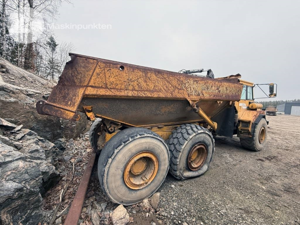 Volvo A 25 C - Xe ben đổ có khớp nối: hình 4 Volvo A 25 C - Xe ben đổ có khớp nối: hình 4