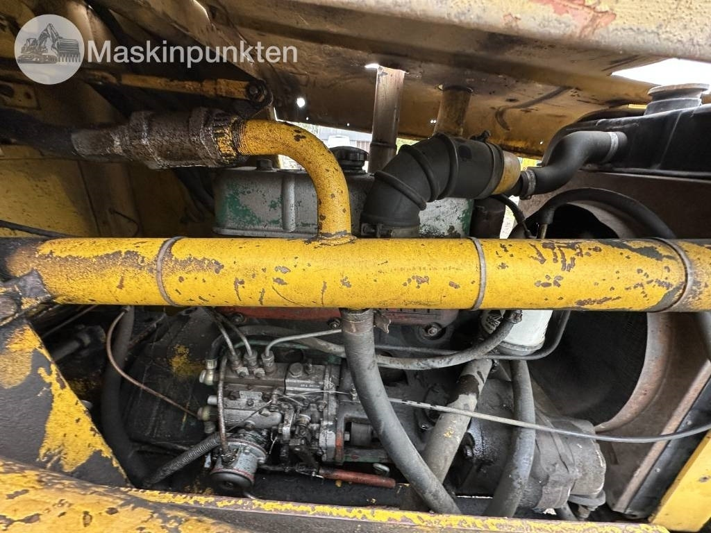 Cho thuê Volvo BM 620  Volvo BM 620: hình 20