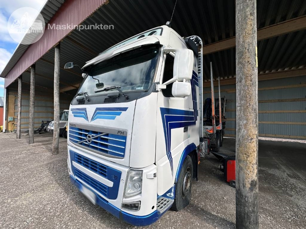 Volvo FH 12 540 - Xe chở gỗ: hình 1 Volvo FH 12 540 - Xe chở gỗ: hình 1