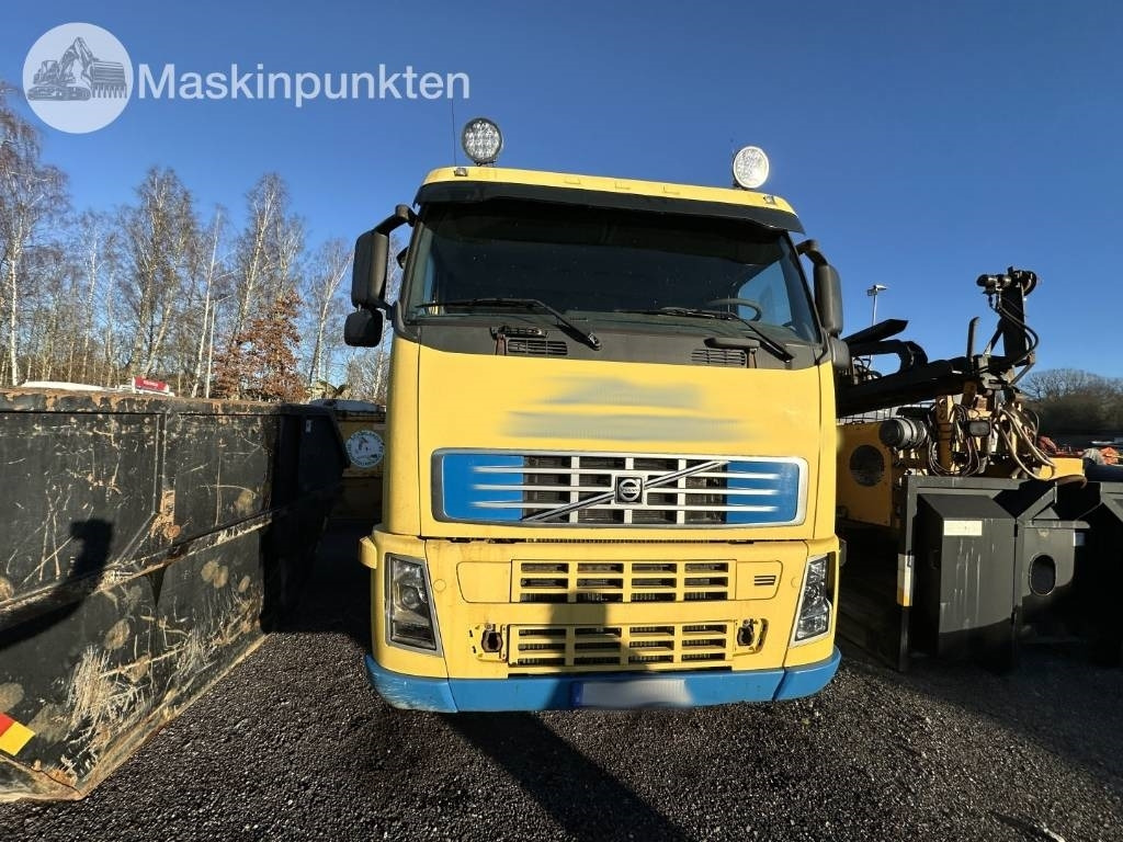 Volvo FH 12 - Xe tải nâng móc: hình 2 Volvo FH 12 - Xe tải nâng móc: hình 2