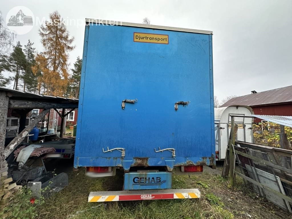 Volvo FH 12 - Xe tải chở gia súc: hình 5 Volvo FH 12 - Xe tải chở gia súc: hình 5