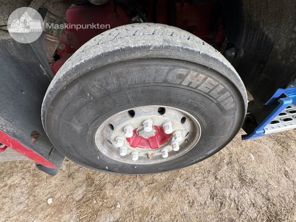 Xe tải nâng móc Volvo FH 16 550: hình 30