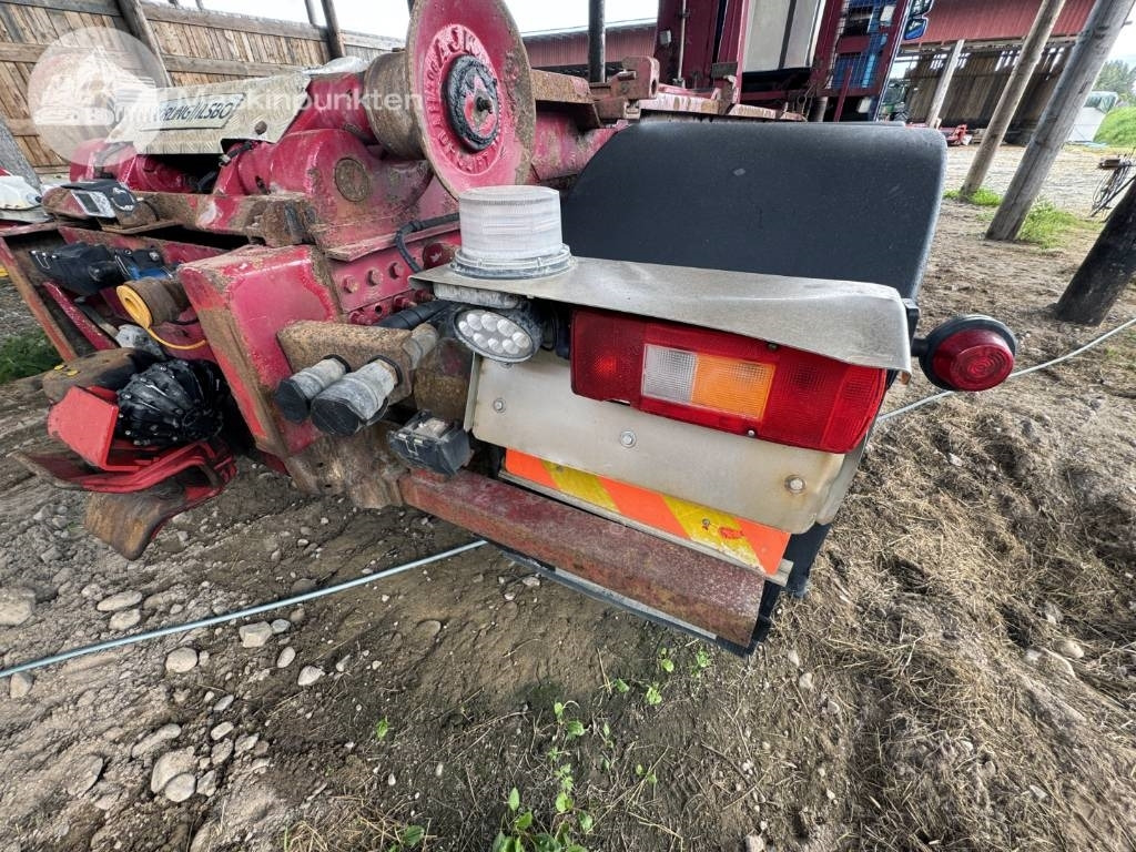 Xe tải nâng móc Volvo FH 16 550: hình 21