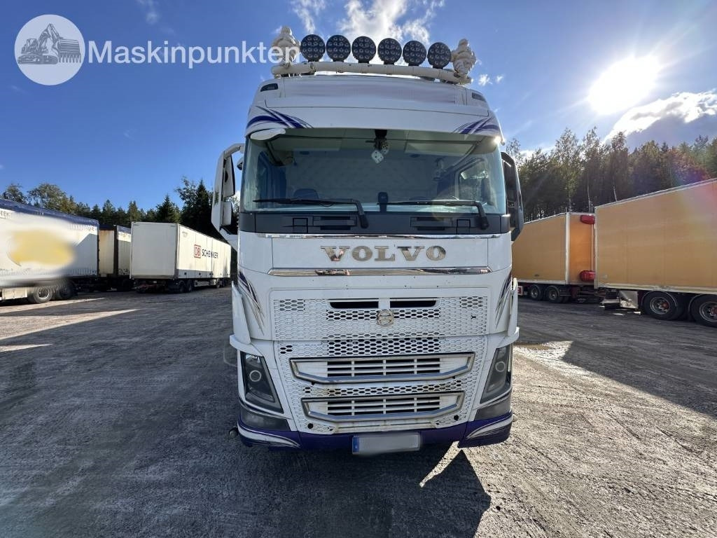 Volvo FH 16 750 - Xe chở gỗ: hình 3 Volvo FH 16 750 - Xe chở gỗ: hình 3