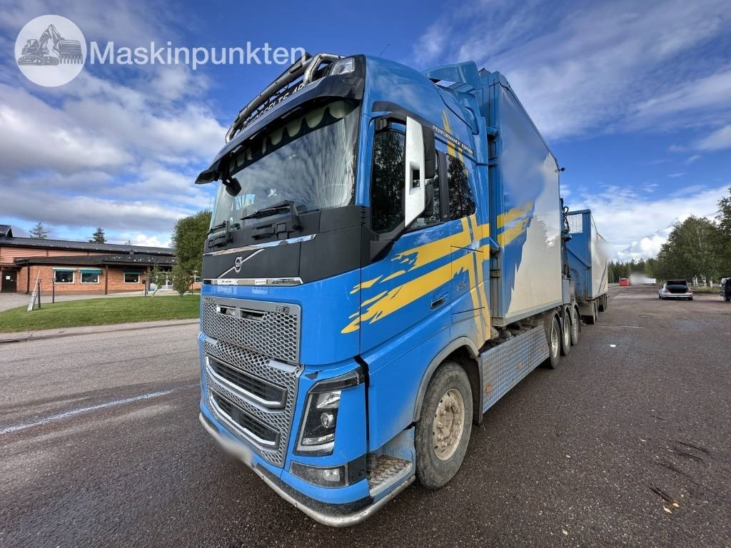 Volvo FH 16 750  - Xe tải thùng lửng/ Phẳng, Xe cẩu tự hành: hình 2 Volvo FH 16 750  - Xe tải thùng lửng/ Phẳng, Xe cẩu tự hành: hình 2