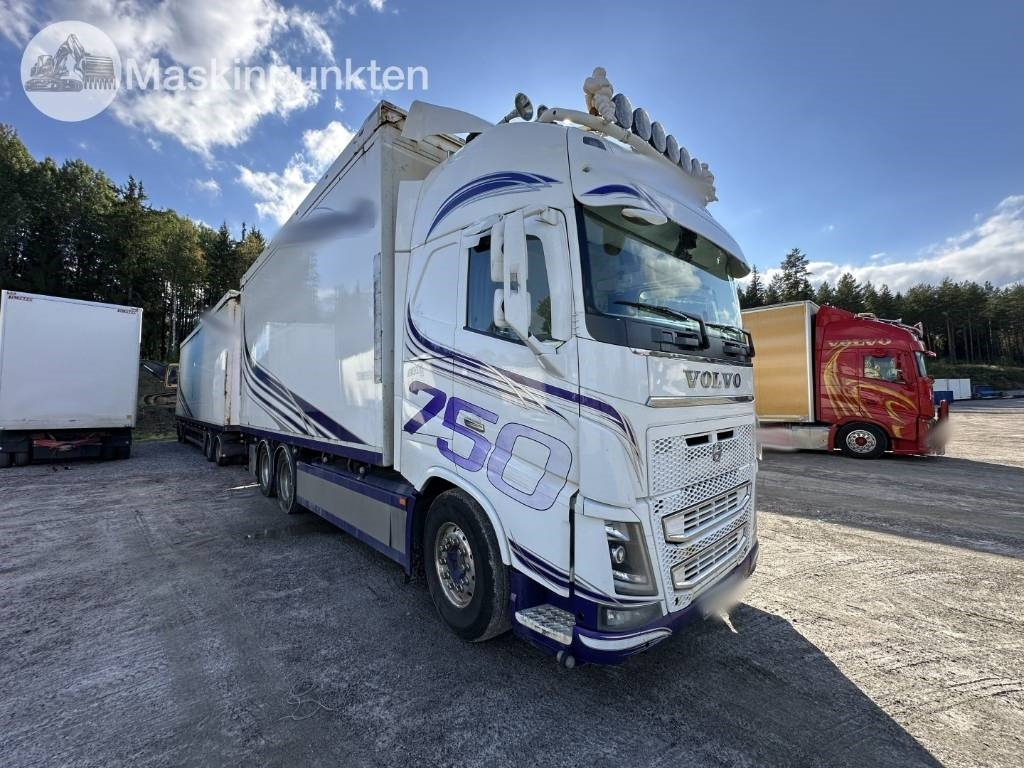 Volvo FH 16 750 - Xe chở gỗ: hình 4 Volvo FH 16 750 - Xe chở gỗ: hình 4