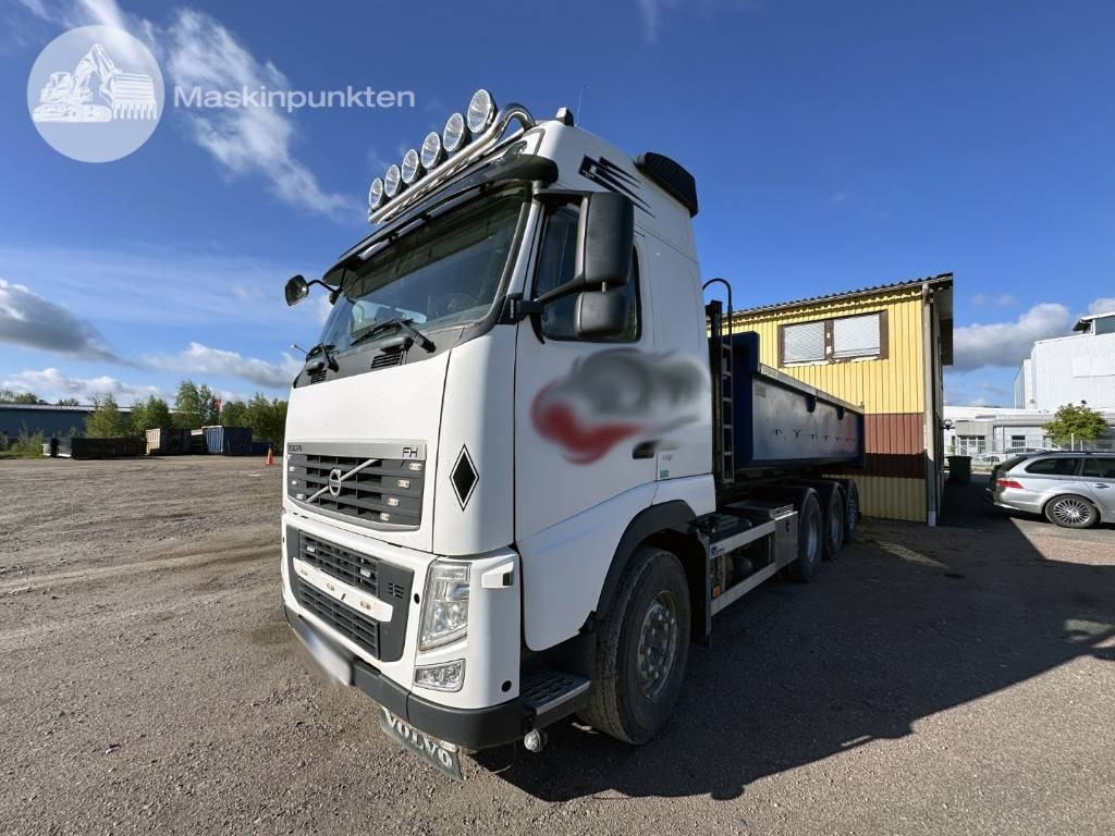 Volvo FH 500 - Xe tải nâng móc: hình 1 Volvo FH 500 - Xe tải nâng móc: hình 1