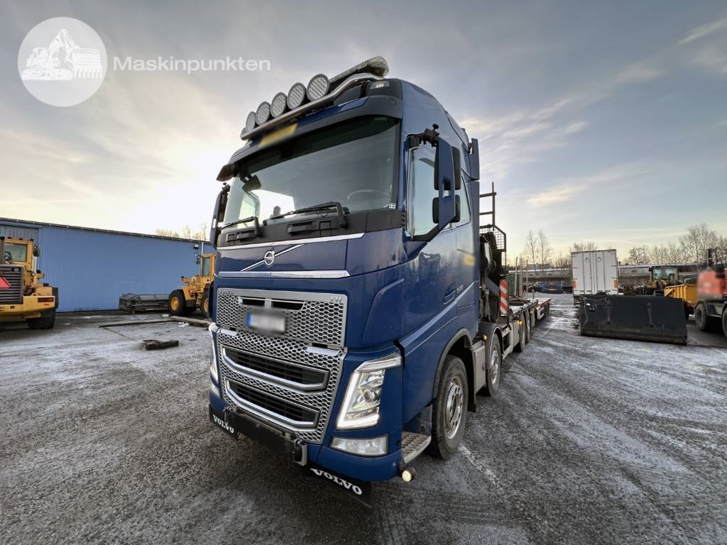 Volvo FH 540 - Xe cẩu tự hành: hình 4 Volvo FH 540 - Xe cẩu tự hành: hình 4