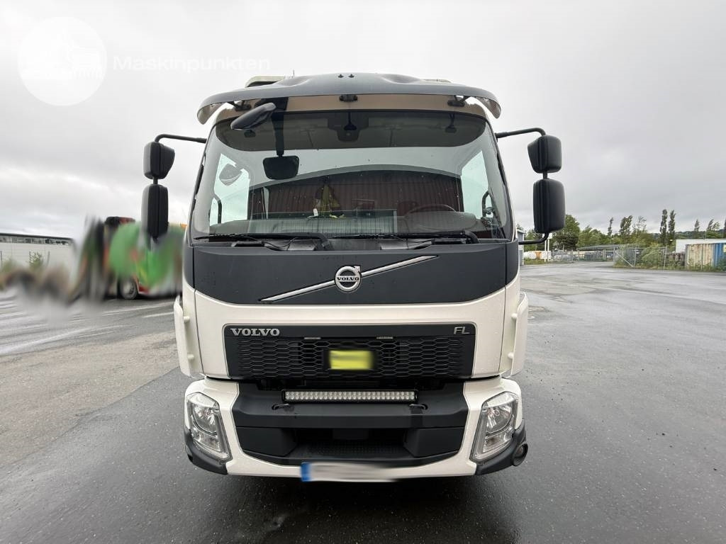 Volvo FL 260 - Xe cẩu tự hành: hình 2 Volvo FL 260 - Xe cẩu tự hành: hình 2