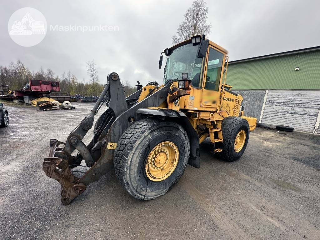 Volvo L 90 E - Máy xúc lật bánh lốp: hình 1 Volvo L 90 E - Máy xúc lật bánh lốp: hình 1