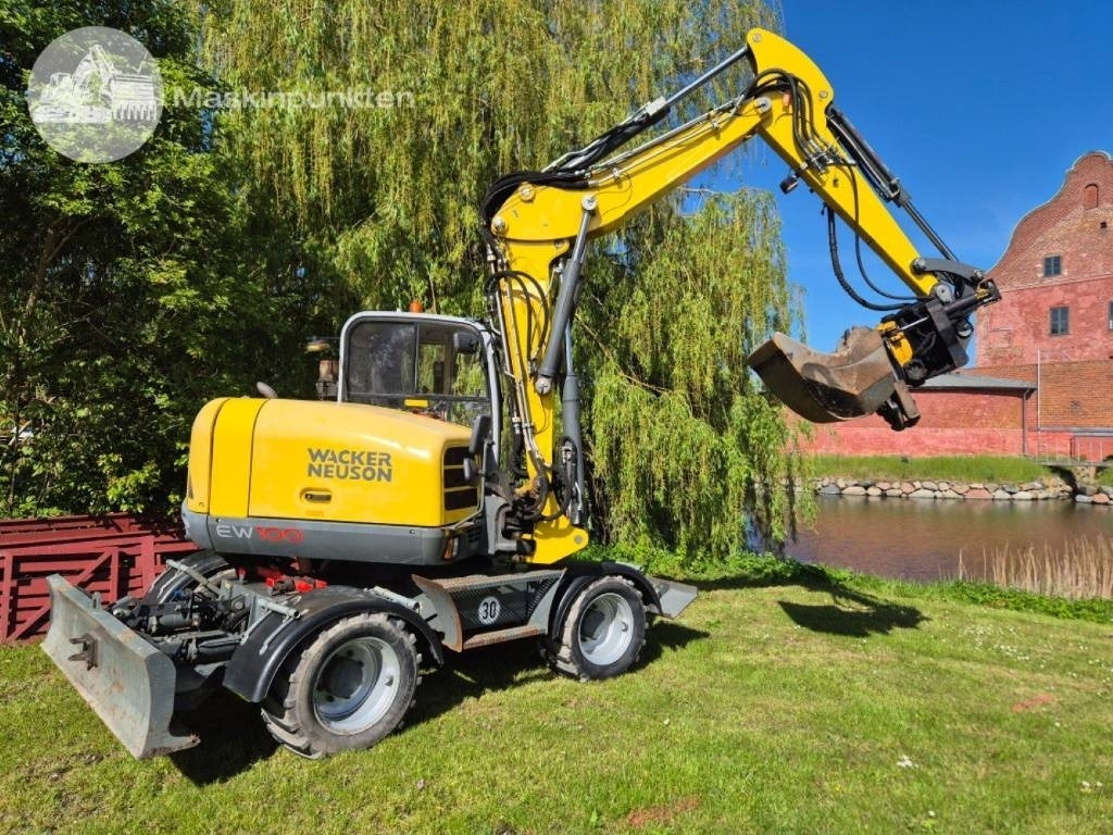 Wacker Neuson EW 100 med vagn - Máy xúc bánh lốp: hình 2 Wacker Neuson EW 100 med vagn - Máy xúc bánh lốp: hình 2