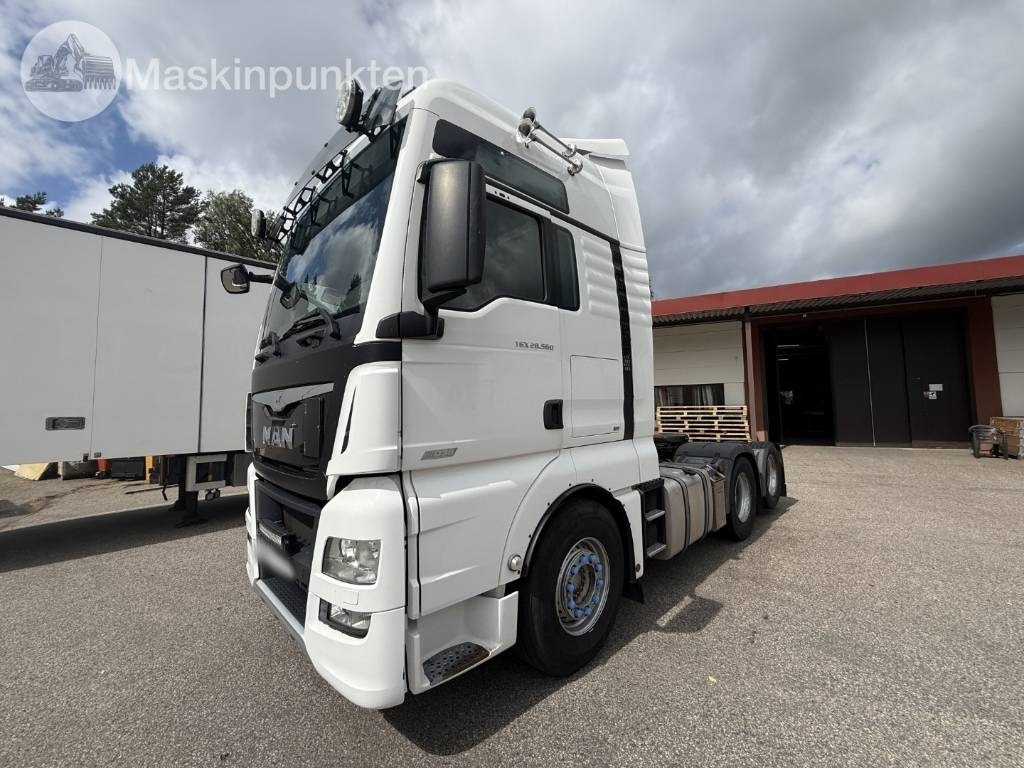 MAN TGX 25.560 - Xe đầu kéo: hình 1 MAN TGX 25.560 - Xe đầu kéo: hình 1
