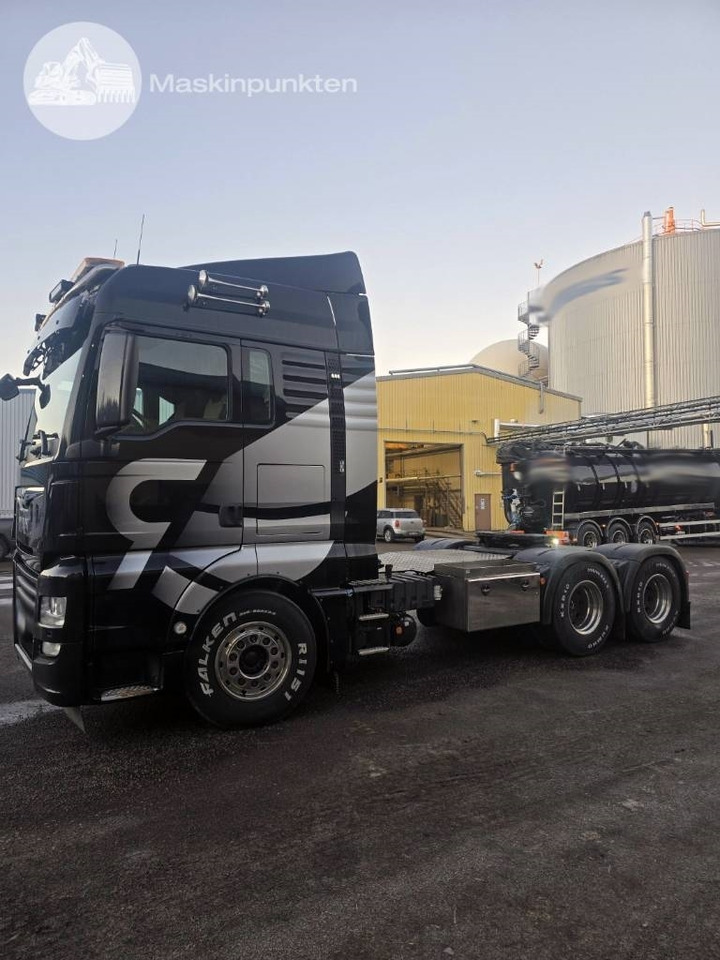 MAN TGX 28.500 - Xe đầu kéo: hình 3 MAN TGX 28.500 - Xe đầu kéo: hình 3