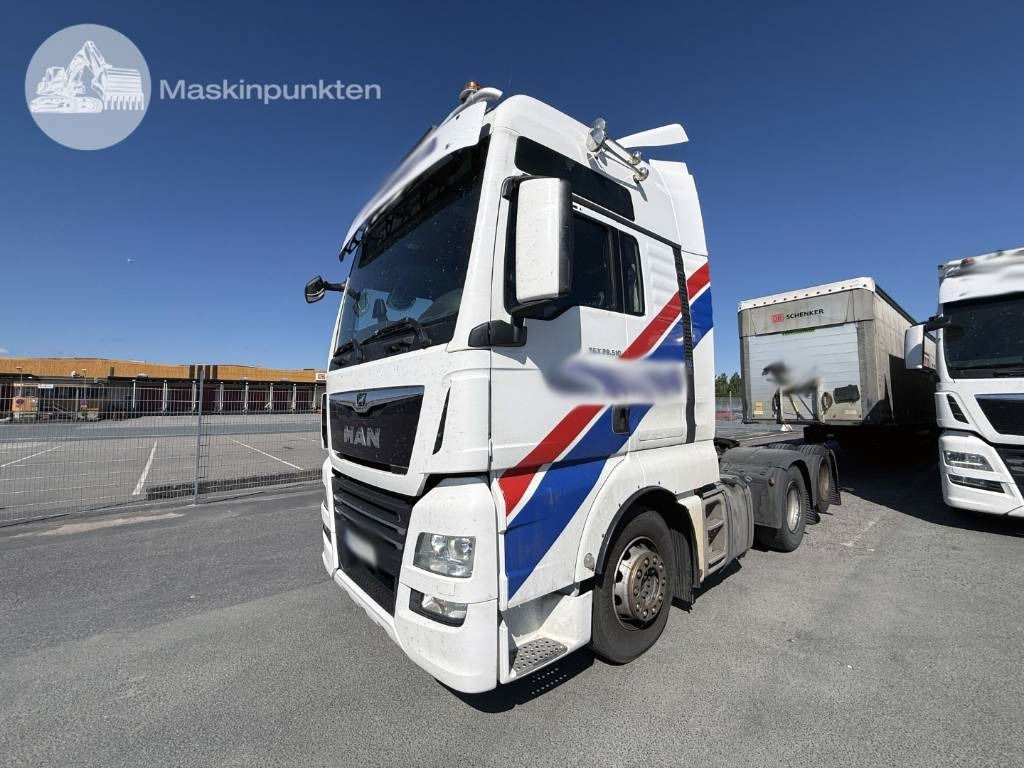 MAN TGX 28.510 - Xe đầu kéo: hình 3 MAN TGX 28.510 - Xe đầu kéo: hình 3