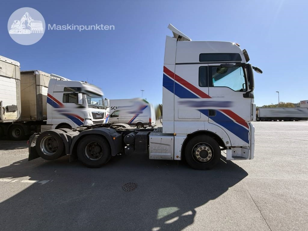 MAN TGX 28.510 - Xe đầu kéo: hình 2 MAN TGX 28.510 - Xe đầu kéo: hình 2