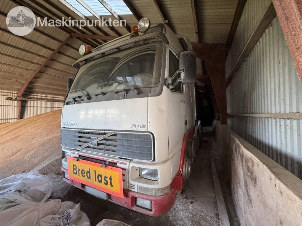 Volvo FH 12 - Xe đầu kéo: hình 1 Volvo FH 12 - Xe đầu kéo: hình 1