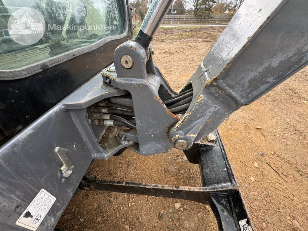 Máy xúc mini Yanmar TC 22: hình 14