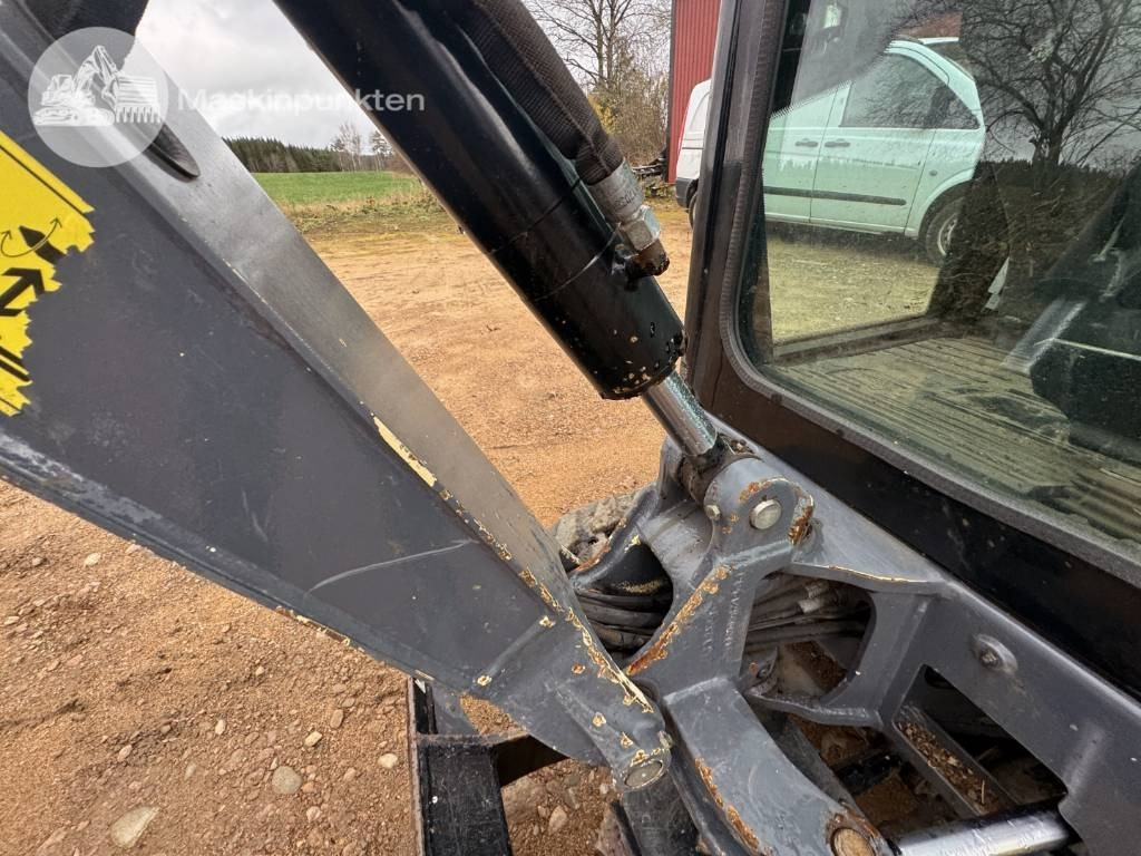 Máy xúc mini Yanmar TC 22: hình 29