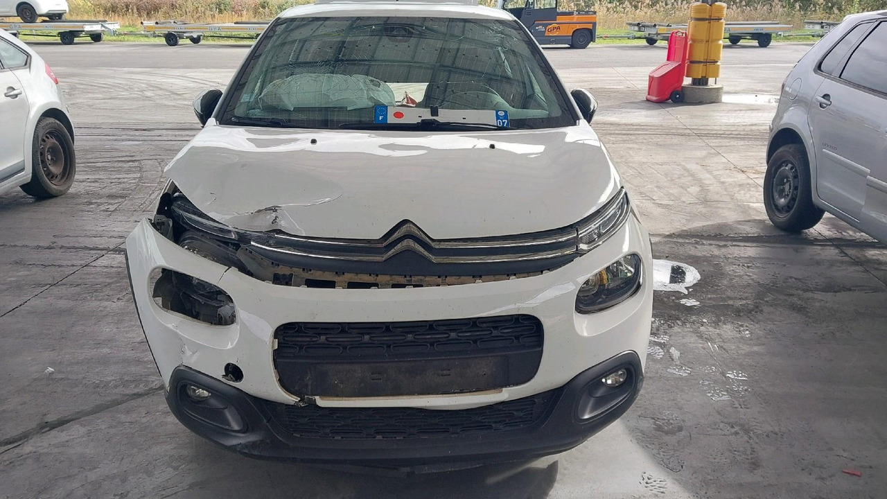 CITROEN C3 III 1.2 PURETECH 83 FEEL - Xe hơi: hình 1 CITROEN C3 III 1.2 PURETECH 83 FEEL - Xe hơi: hình 1