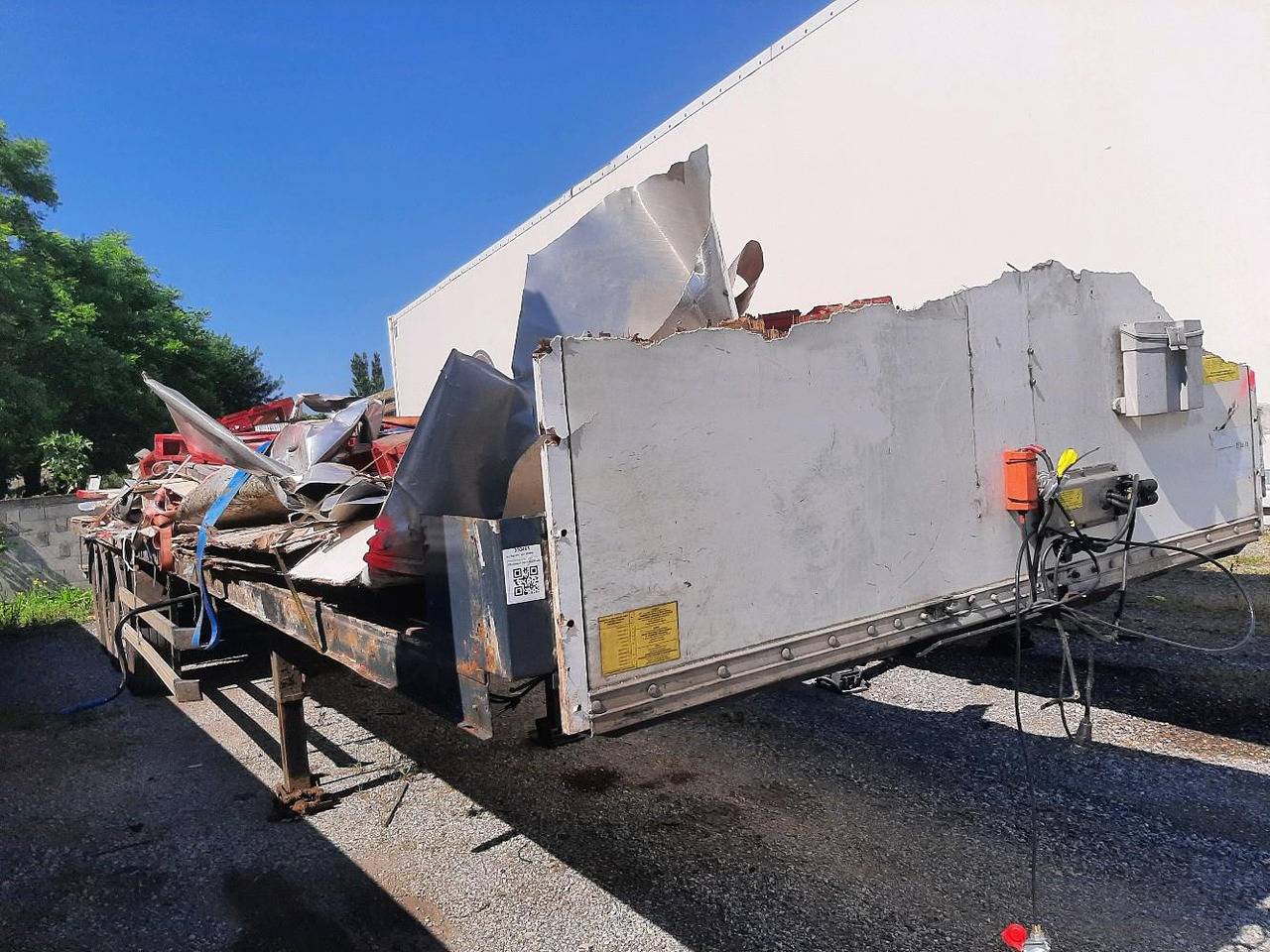 FRUEHAUF 3 ESSIEUX R580 - Sơ mi rơ moóc thùng lửng/ Phẳng: hình 1 FRUEHAUF 3 ESSIEUX R580 - Sơ mi rơ moóc thùng lửng/ Phẳng: hình 1