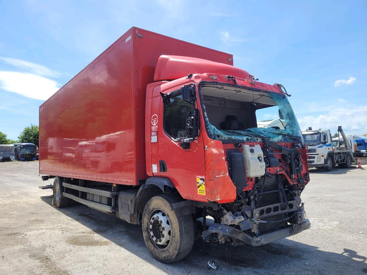 RENAULT D19 WIDE - Xe tải hộp: hình 1 RENAULT D19 WIDE - Xe tải hộp: hình 1