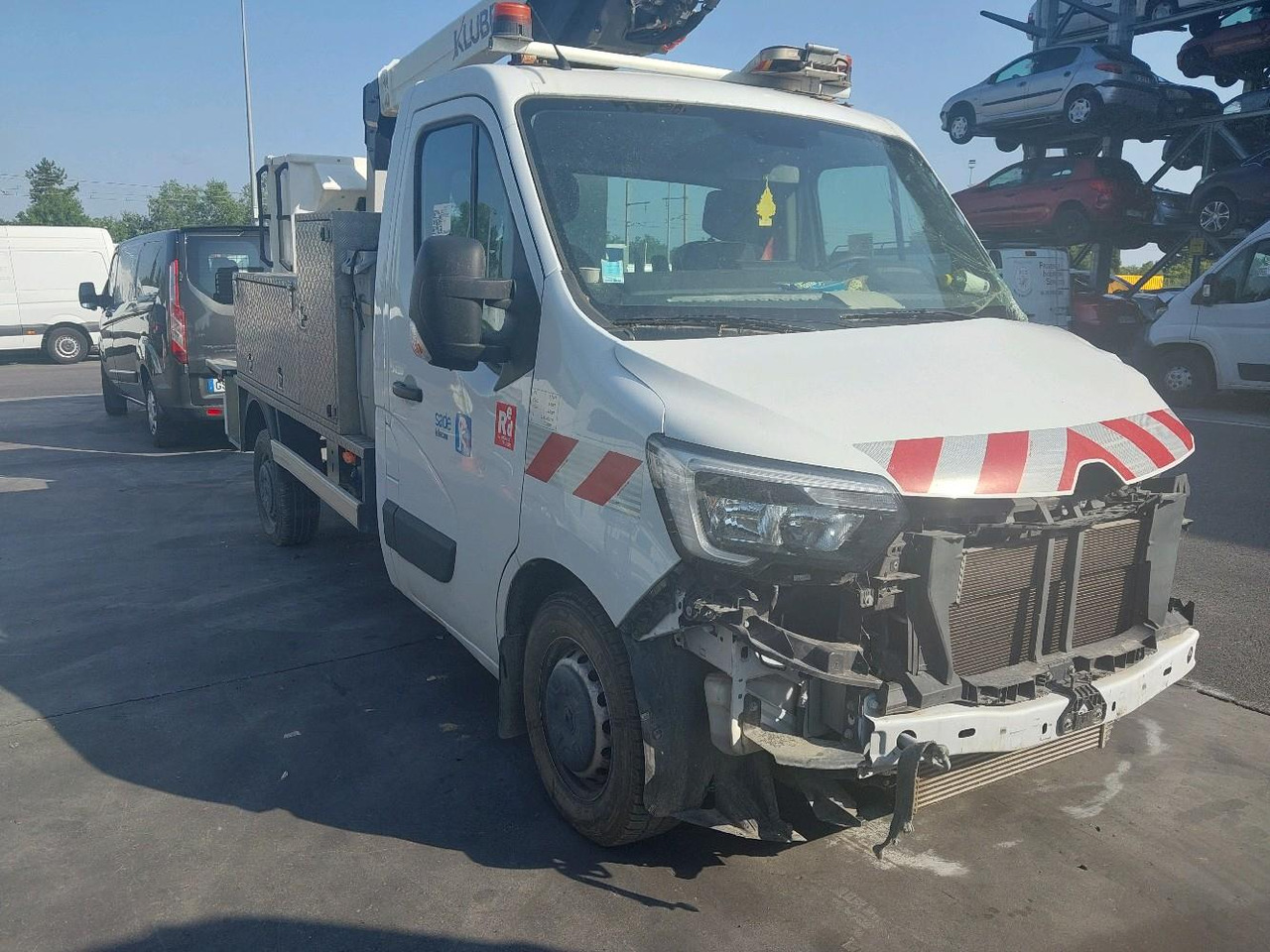 RENAULT MASTER 2.3 DCI 145 NACELLE - Nền bục trên không gắn trên xe tải: hình 1 RENAULT MASTER 2.3 DCI 145 NACELLE - Nền bục trên không gắn trên xe tải: hình 1