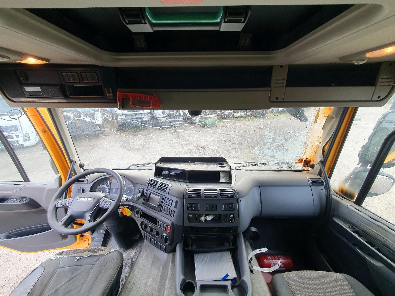 Xe đầu kéo DAF CF510: hình 12